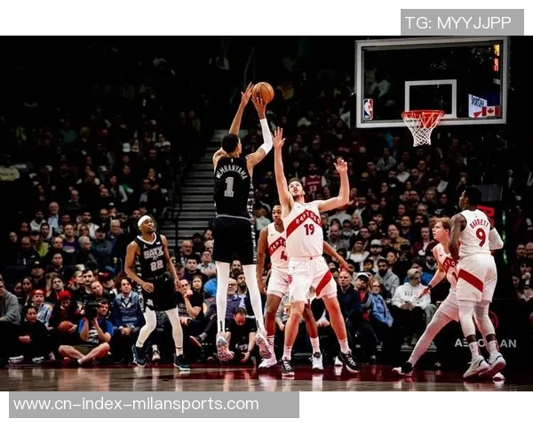 鲍威尔盛赞约维奇新赛季表现预言其未来将大放异彩 鲍威尔盛赞约维奇新赛季表现预言其未来将大放异彩