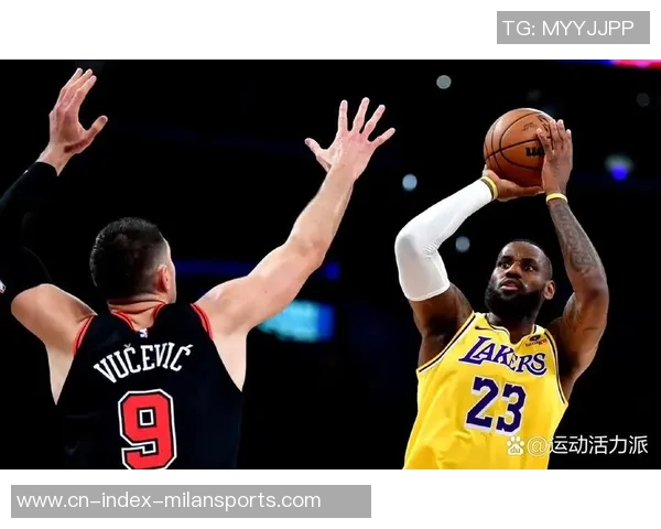 湖人新更衣室揭秘詹姆斯柜内浓眉球衣悬挂引发球迷热议