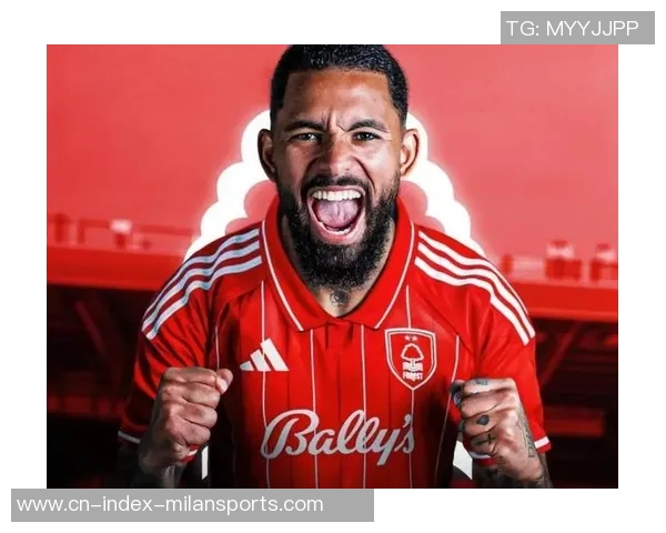 奥卡福进球瞬间意外出现沙滩球引发热刺球迷热议