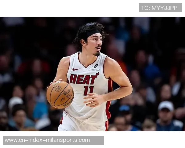 哈克斯开季表现出色场均157分7篮板期待保持健康状态